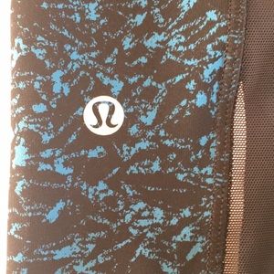 Lululemon size 6 leggings colors blue black